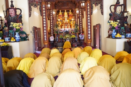 Chư Tăng chùa Bằng và chùa Lý Triều Quốc Sư khánh tuế HT.Thích Bảo Nghiêm